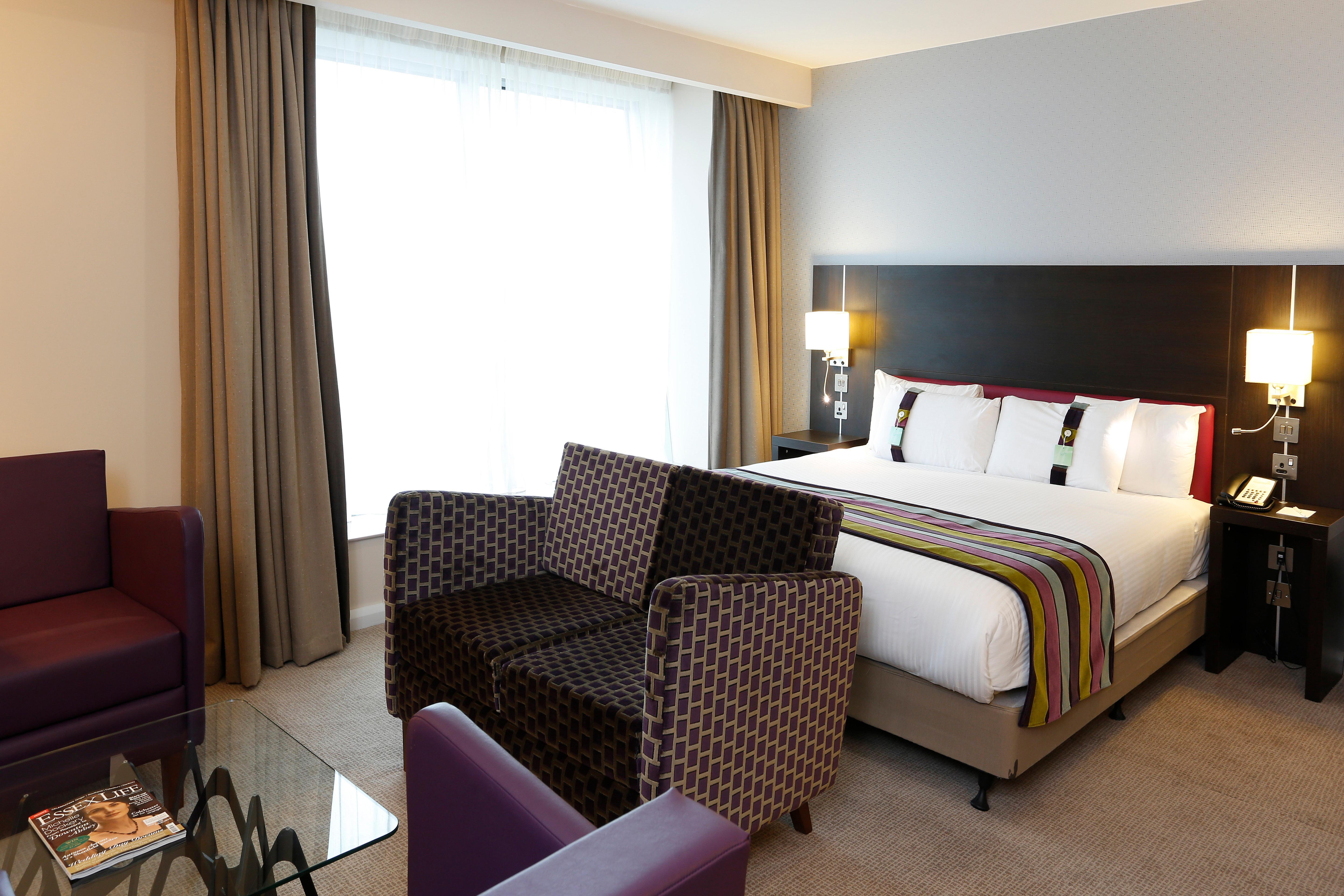 Holiday Inn Southend By Ihg Buitenkant foto