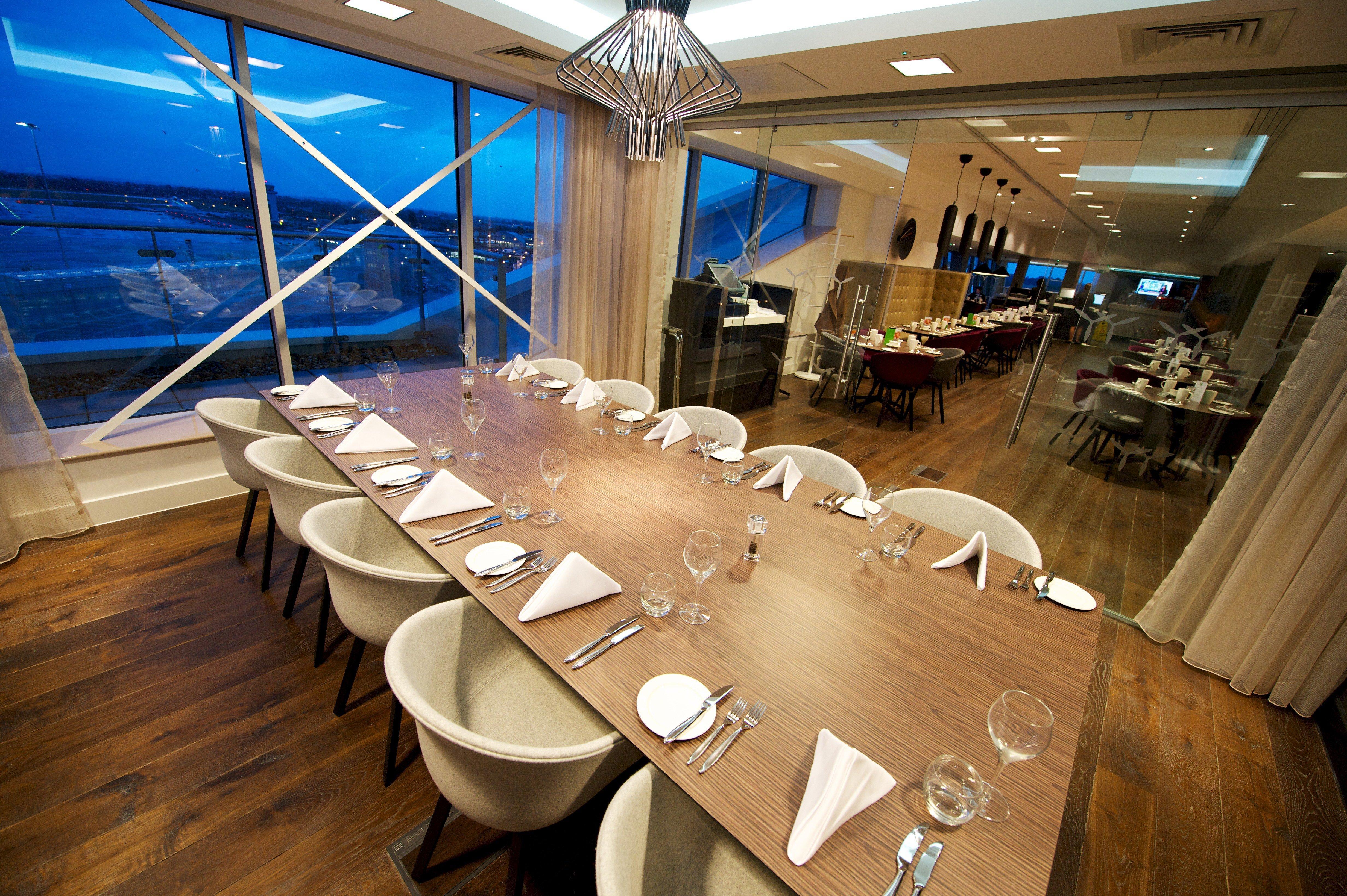 Holiday Inn Southend By Ihg Buitenkant foto