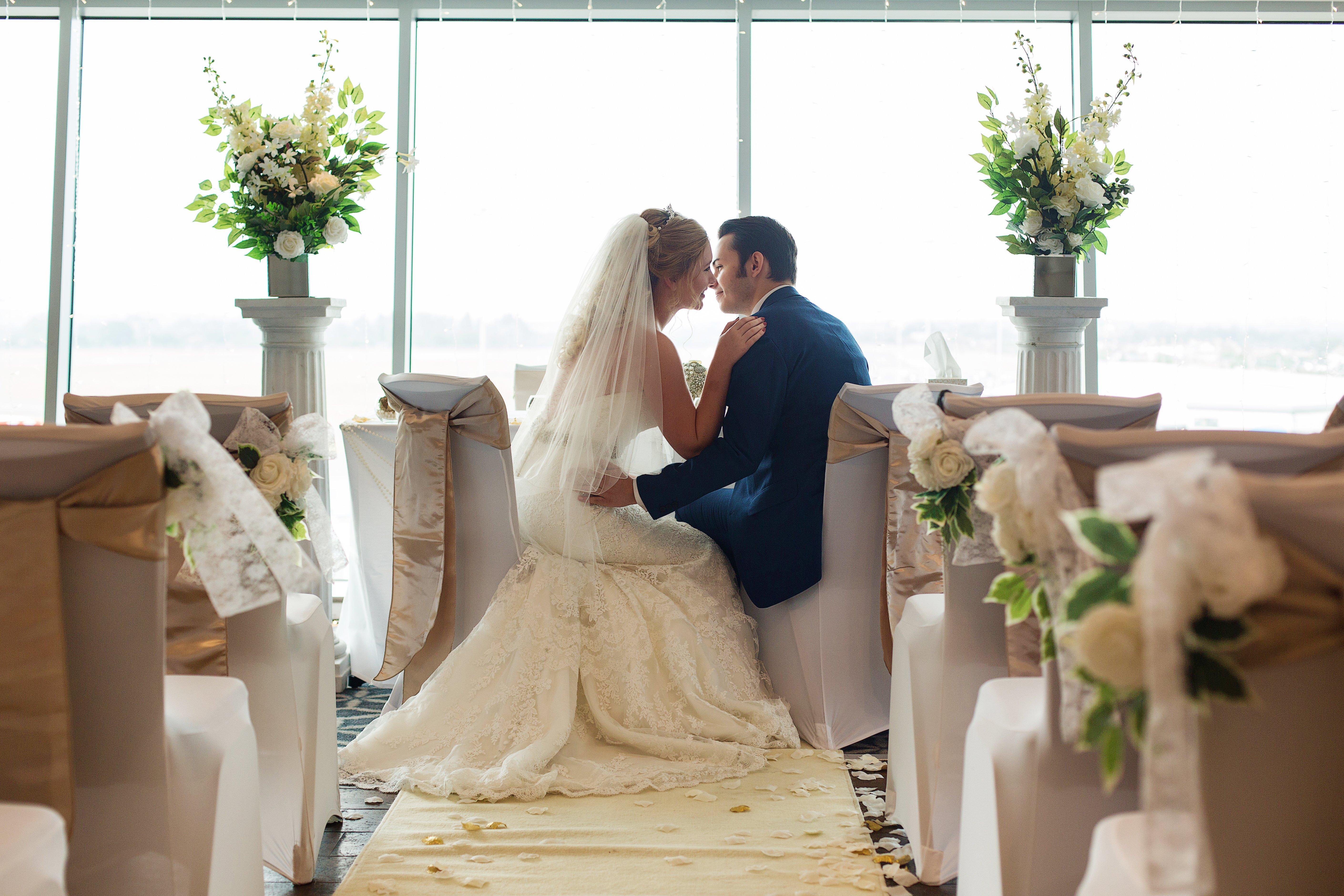 Holiday Inn Southend By Ihg Buitenkant foto