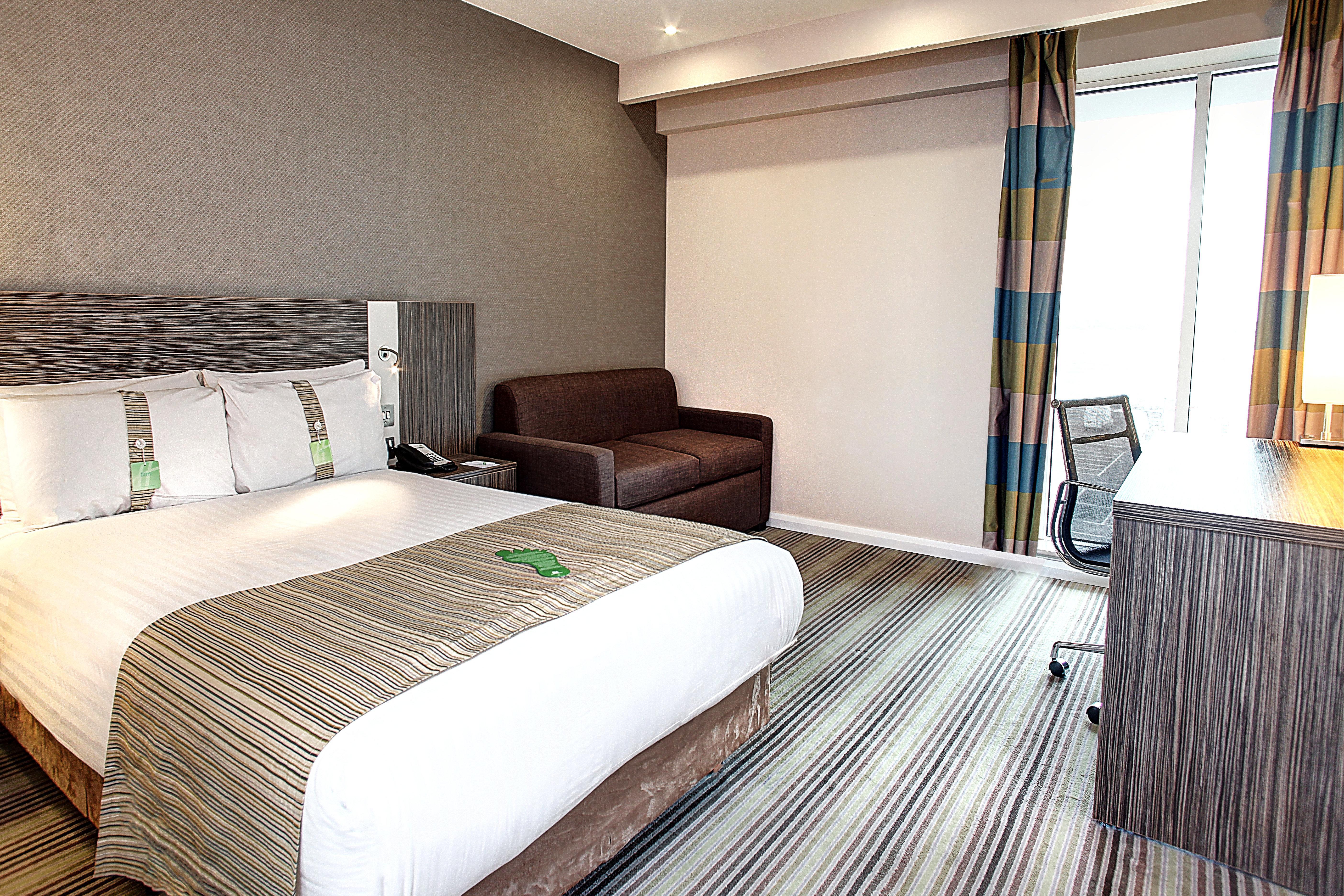 Holiday Inn Southend By Ihg Buitenkant foto