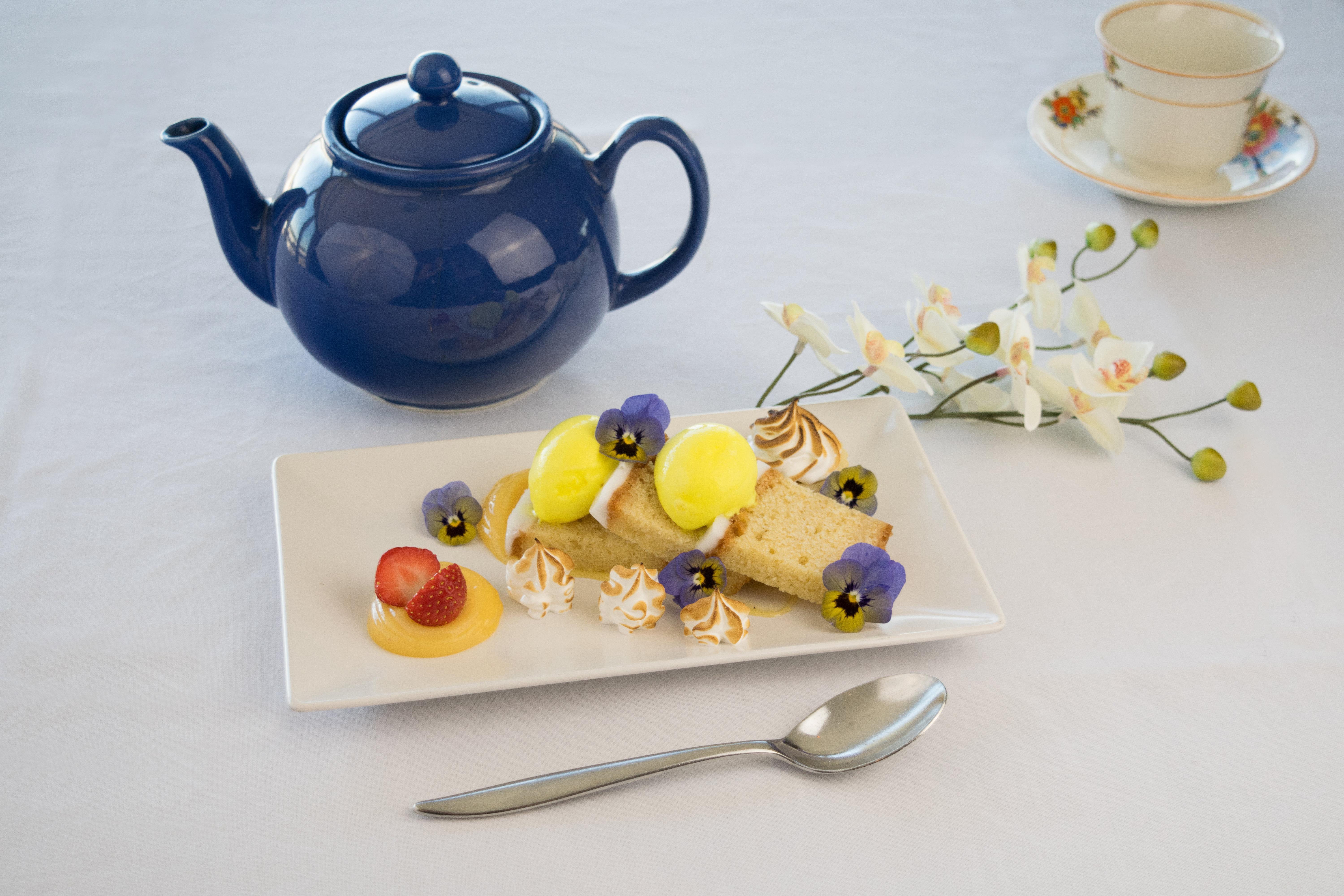 Holiday Inn Southend By Ihg Buitenkant foto