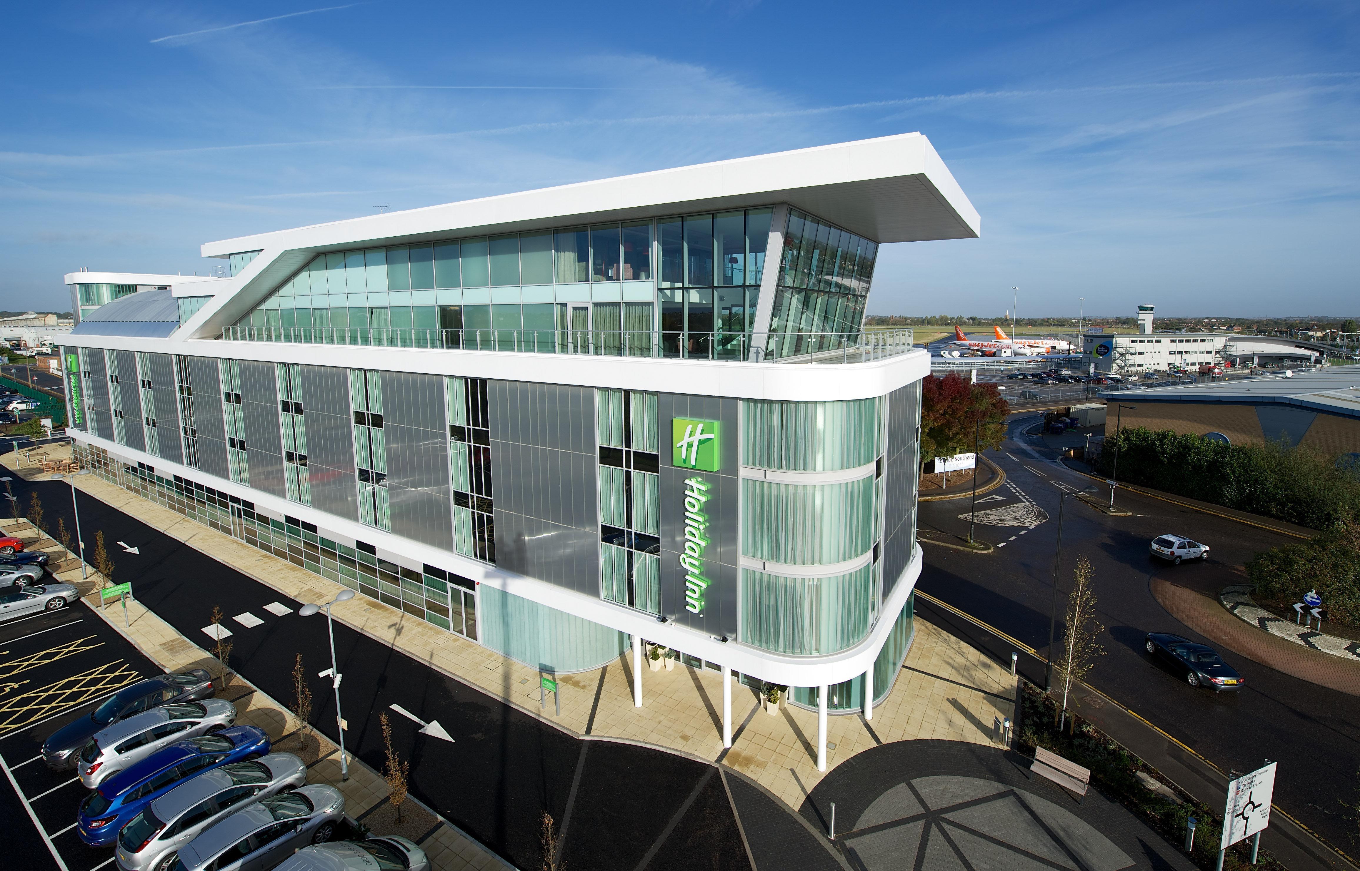Holiday Inn Southend By Ihg Buitenkant foto